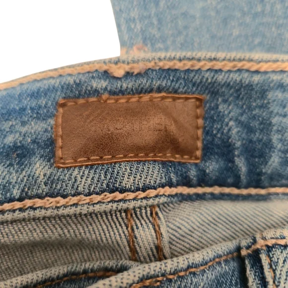 Mother The Weekender Fray Cropped Jeans Size 27 - Picture 7 of 13